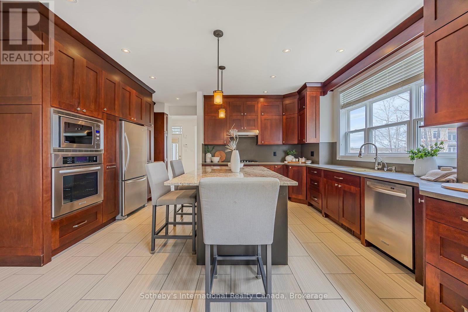 2 Swan Lane, Tay, Ontario  L0K 1R0 - Photo 15 - S12136538