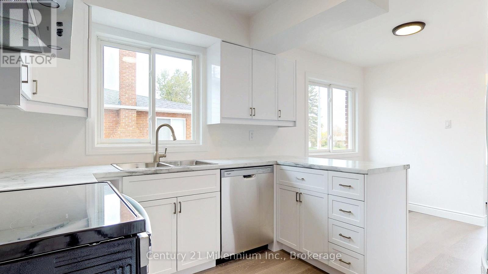 558 Spruce Street, Collingwood, Ontario  L9Y 4B4 - Photo 7 - S12136589