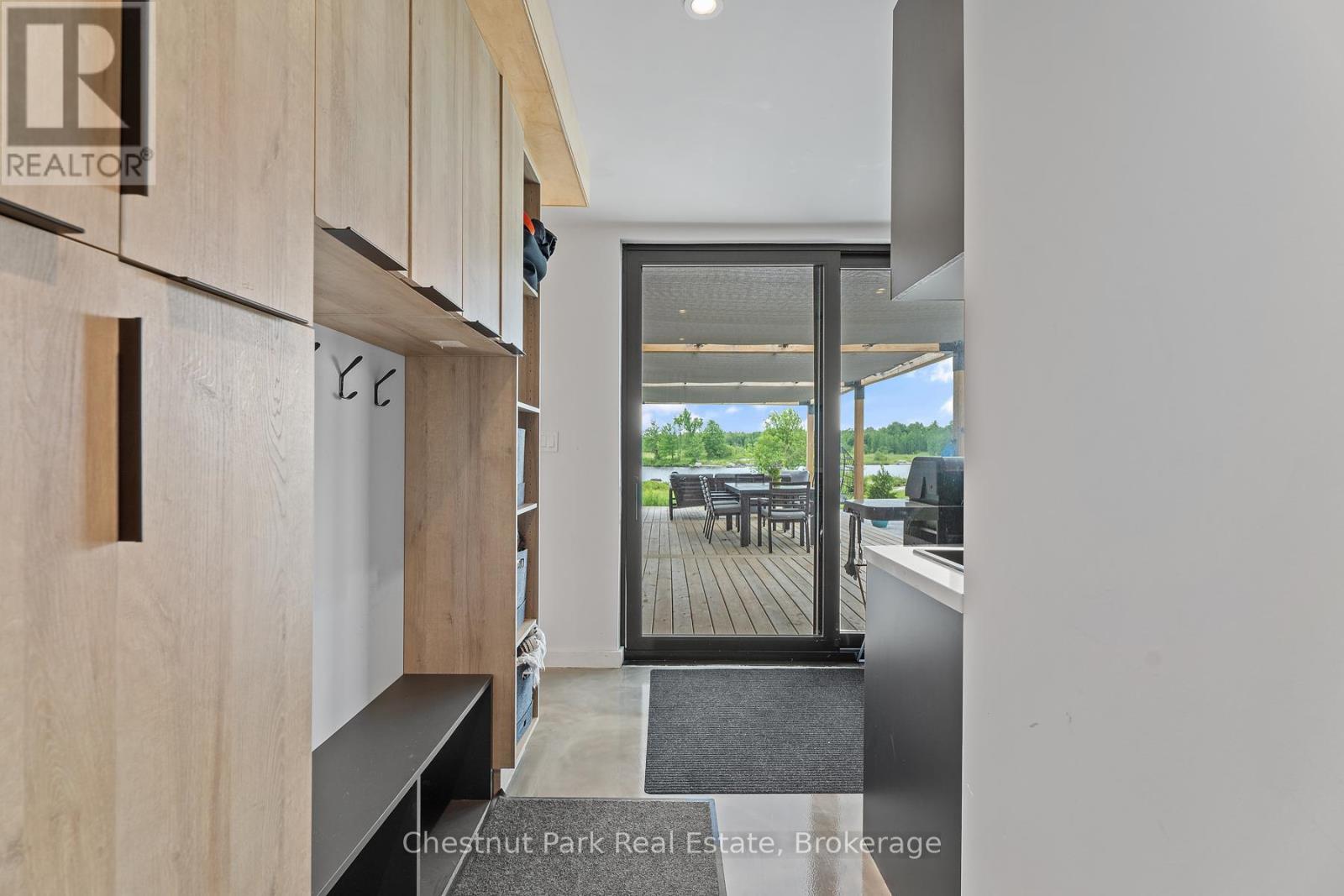 1594 Doe Lake Road, Gravenhurst, Ontario  P1P 1R3 - Photo 11 - X12136428
