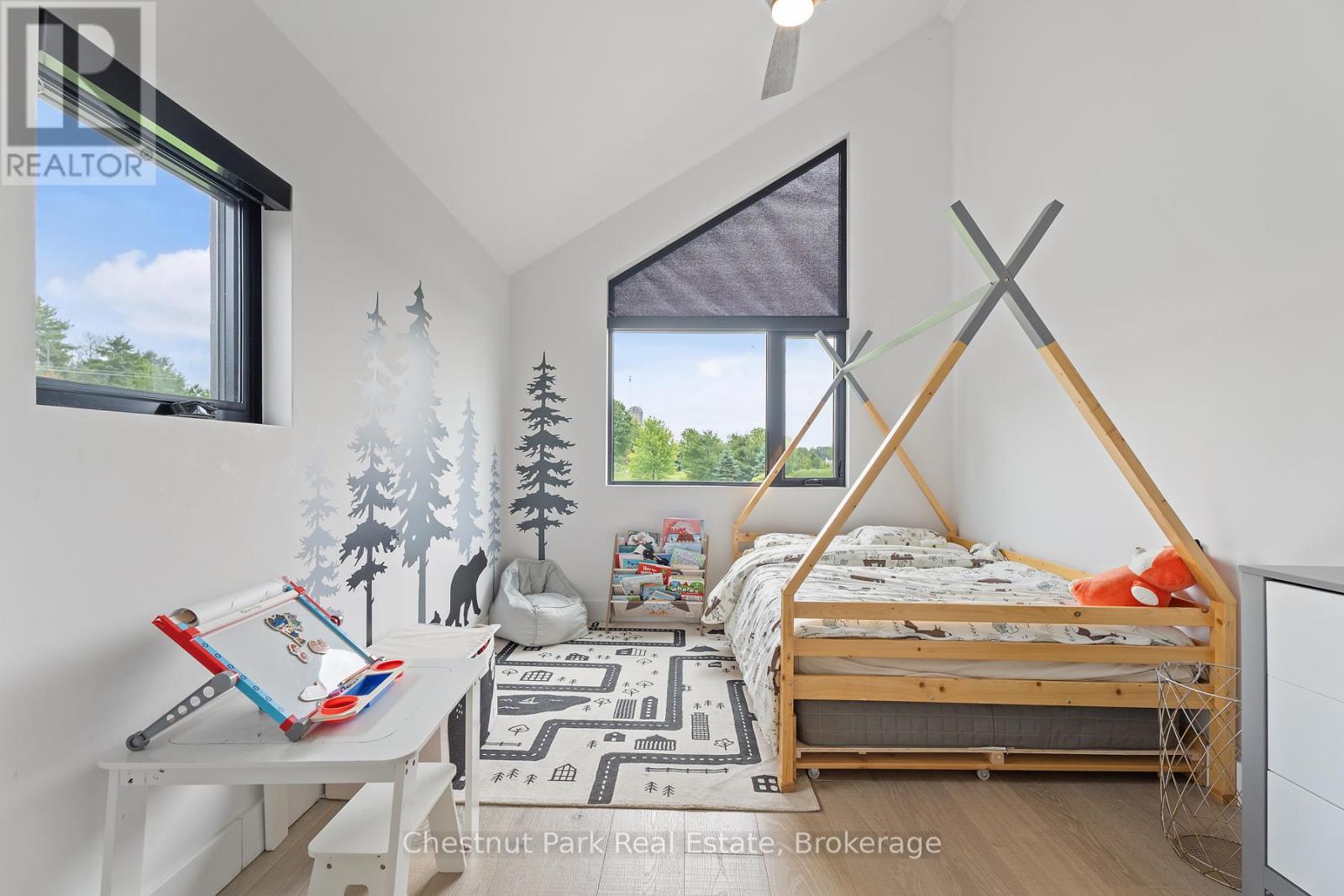 1594 Doe Lake Road, Gravenhurst, Ontario  P1P 1R3 - Photo 25 - X12136428