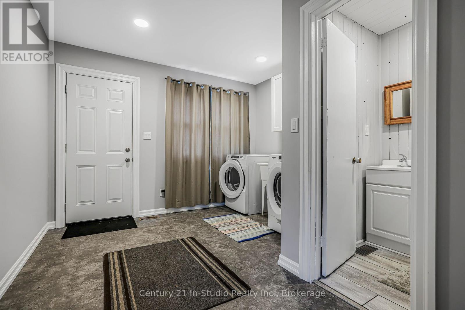 362 11th Street W, Owen Sound, Ontario  N4K 3S8 - Photo 19 - X12136437