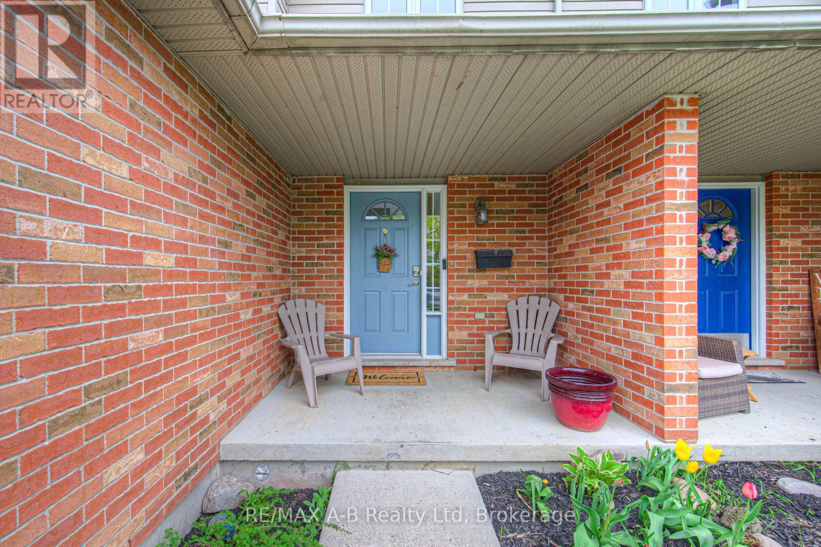 290 Norman Street, Stratford, Ontario  N5A 7Y3 - Photo 3 - X12137041