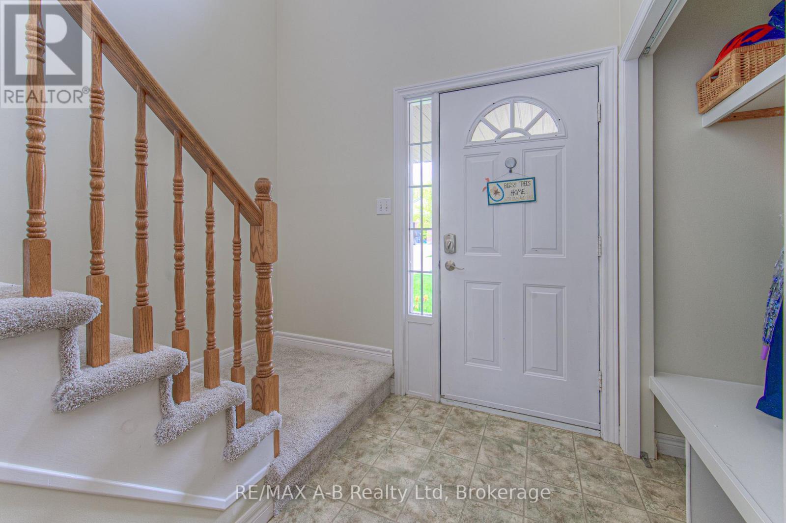 290 Norman Street, Stratford, Ontario  N5A 7Y3 - Photo 4 - X12137041