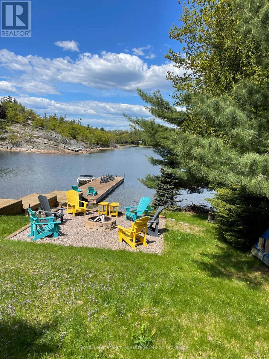 18 PINE VALLEY DRIVE, Carling, Ontario