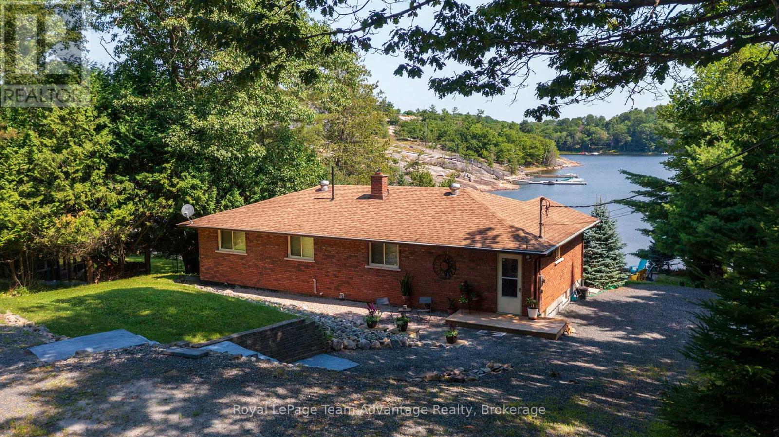 18 Pine Valley Drive, Carling, Ontario  P0G 1G0 - Photo 42 - X12137244