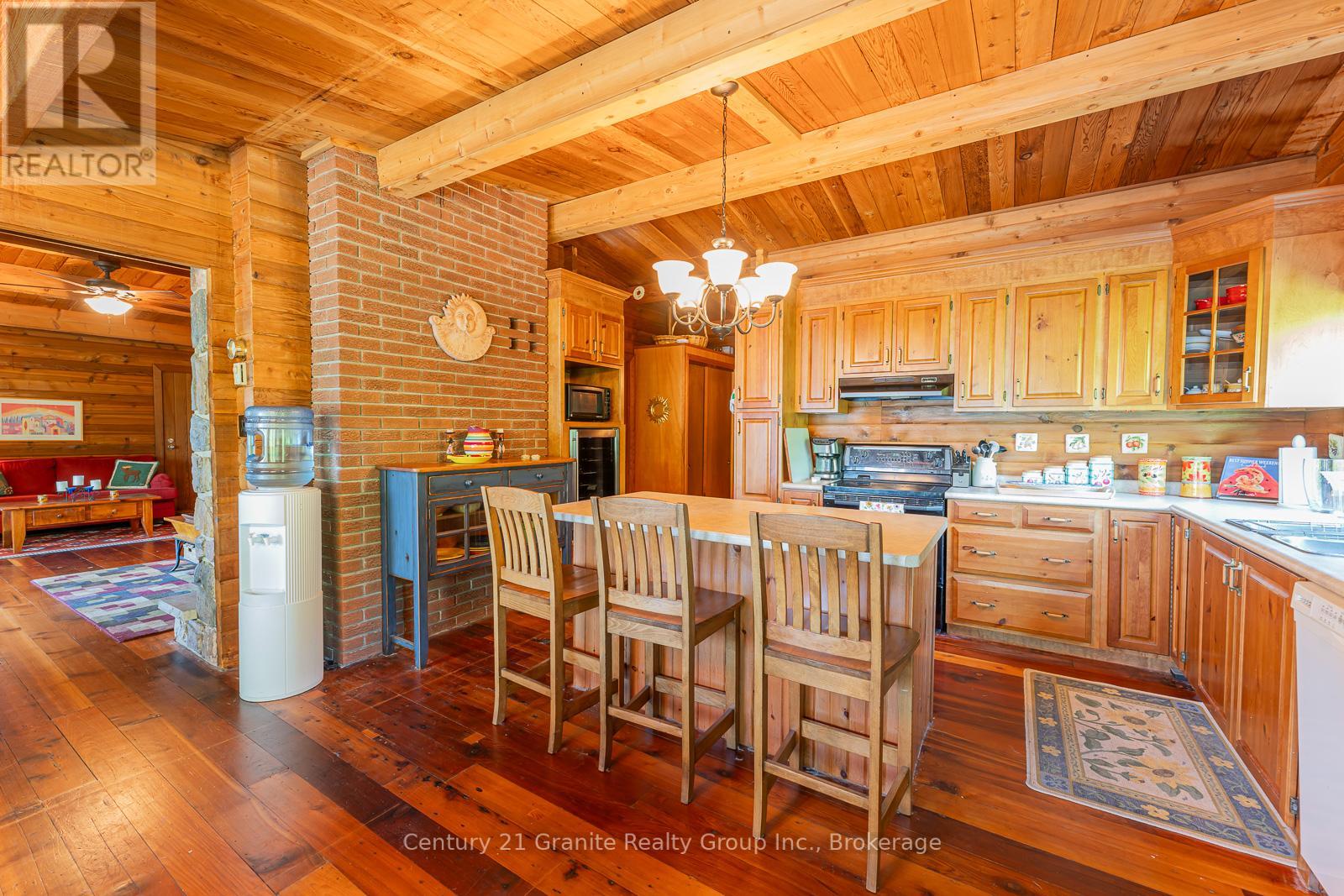 118 Griffin Drive, Kawartha Lakes, Ontario  K0M 1K0 - Photo 14 - X12137274
