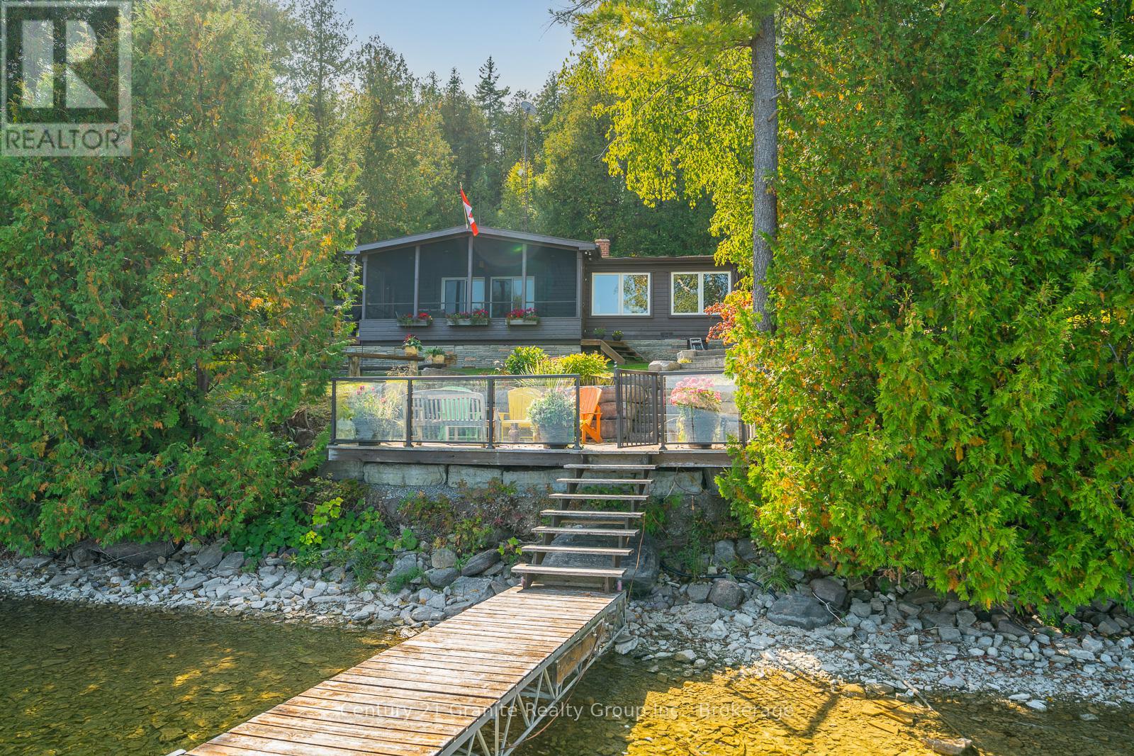 118 Griffin Drive, Kawartha Lakes, Ontario  K0M 1K0 - Photo 5 - X12137274