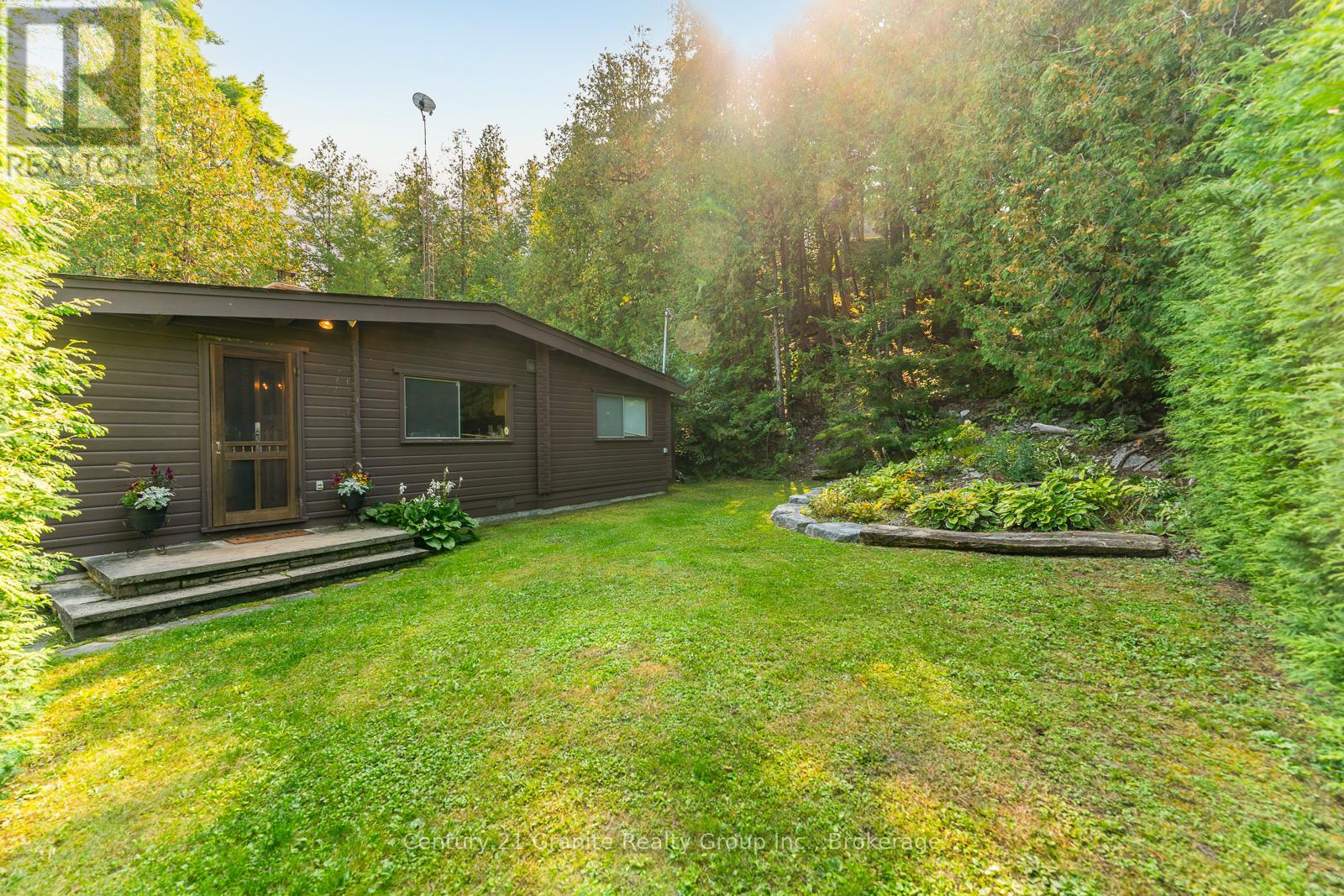 118 Griffin Drive, Kawartha Lakes, Ontario  K0M 1K0 - Photo 7 - X12137274