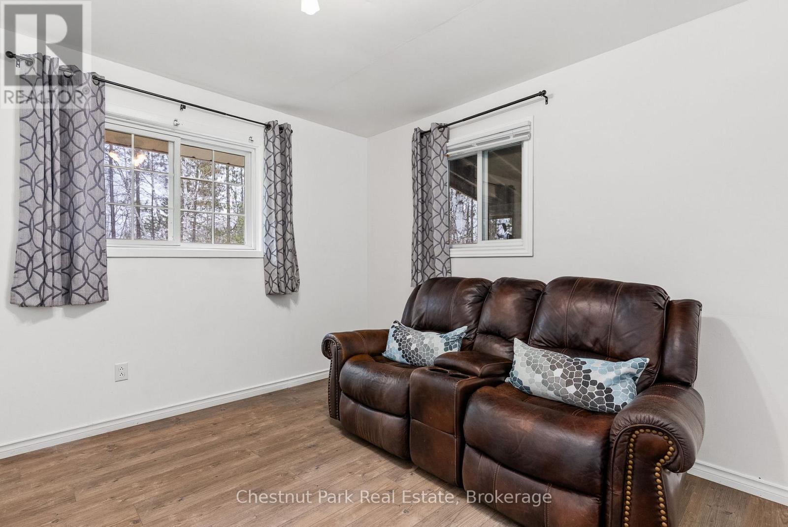 316 Goreville Road, Machar, Ontario  P0A 1X0 - Photo 16 - X12137287