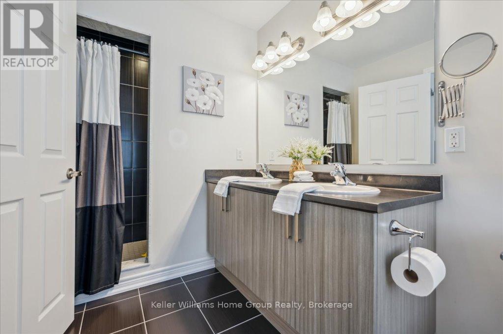 33 Mcfarlane Crescent, Centre Wellington, Ontario  N1M 0G3 - Photo 27 - X12137457