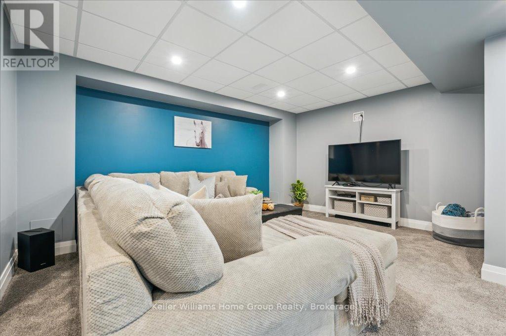 33 Mcfarlane Crescent, Centre Wellington, Ontario  N1M 0G3 - Photo 30 - X12137457