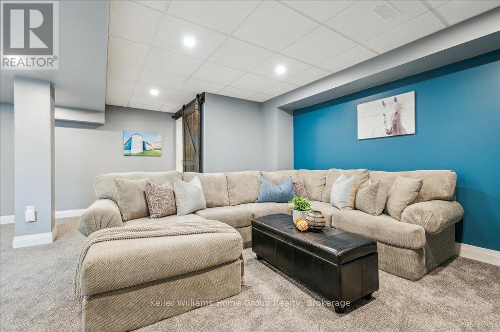 33 Mcfarlane Crescent, Centre Wellington, Ontario  N1M 0G3 - Photo 31 - X12137457