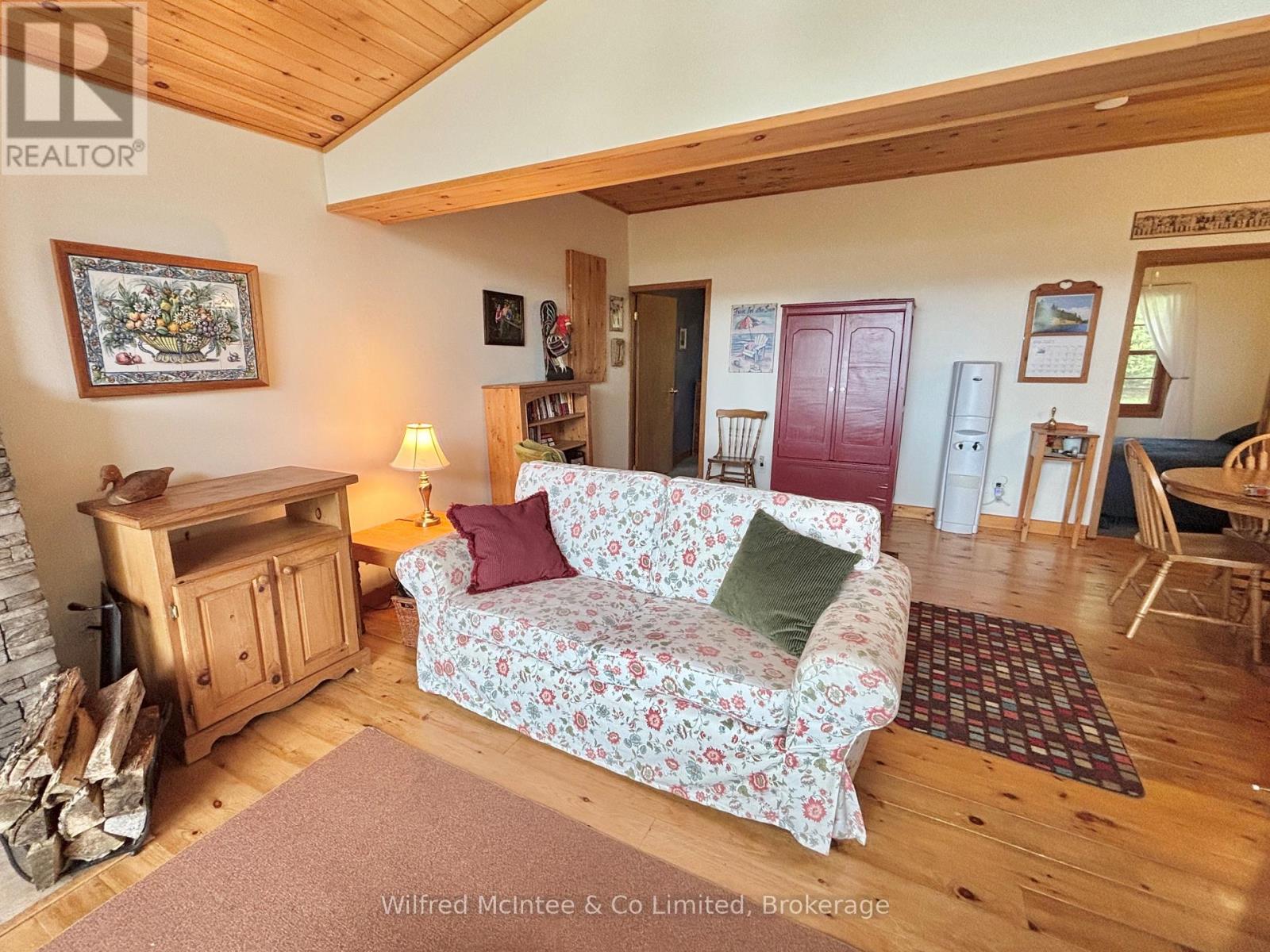 1282 2nd Avenue S, Native Leased Lands, Ontario  N0H 2G0 - Photo 24 - X12137601