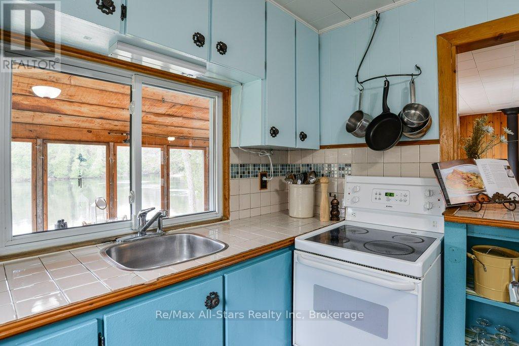 1054 Keysbury Drive, Algonquin Highlands, Ontario  P0A 1H0 - Photo 18 - X12137814