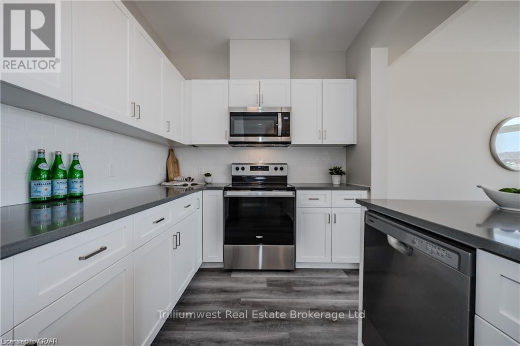 73 Ayr Meadows Crescent, North Dumfries, Ontario  N0B 1E0 - Photo 9 - X12137946