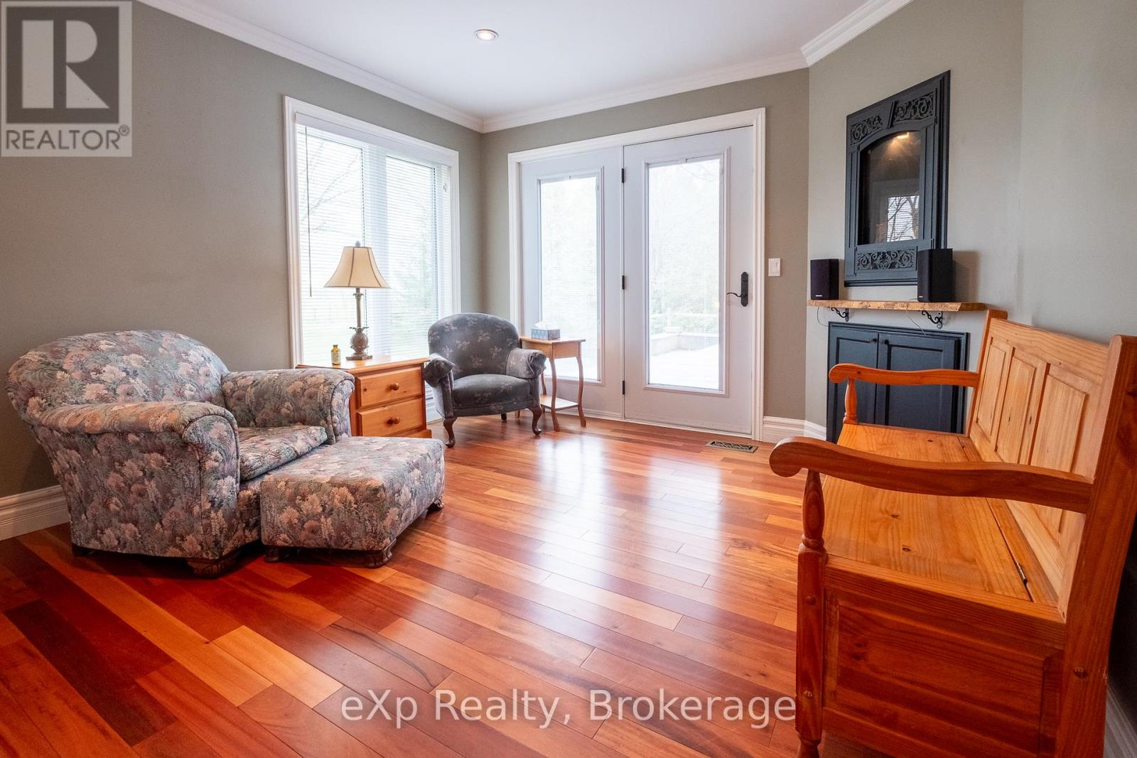 394213 Concession 2, West Grey, Ontario  N0C 1H0 - Photo 26 - X12138100
