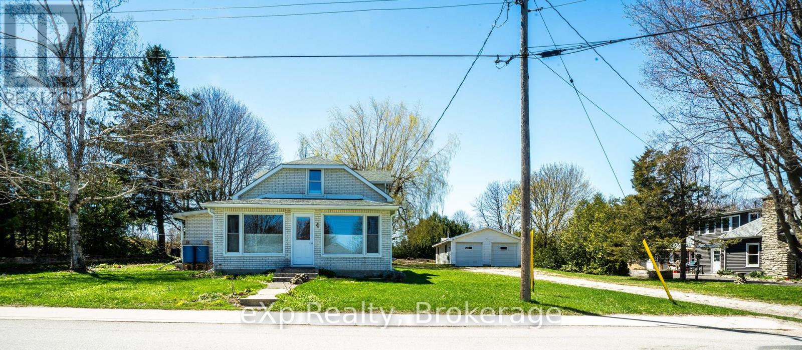 4 Alexander Street, Northern Bruce Peninsula, Ontario  N0H 1W0 - Photo 1 - X12138133
