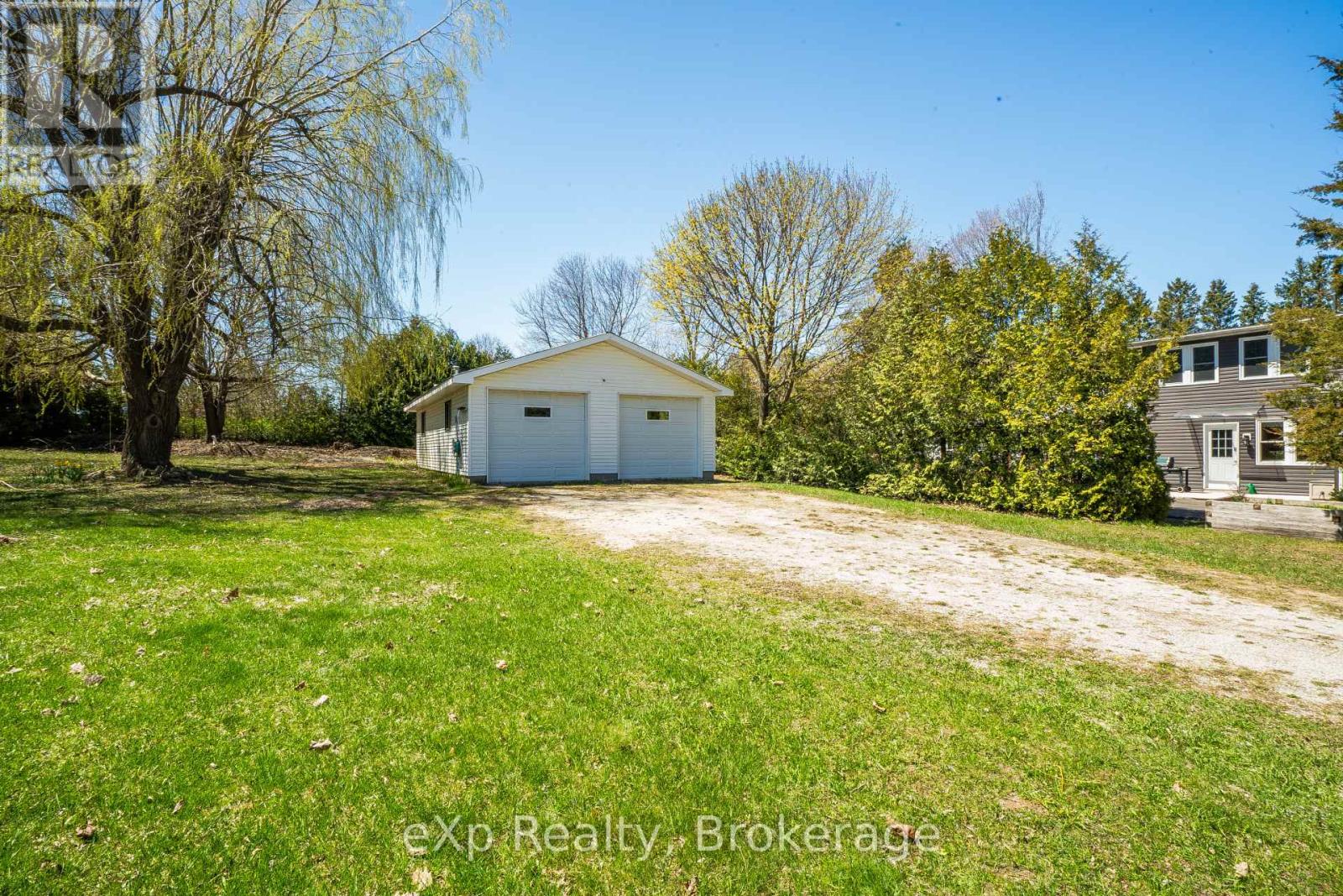 4 Alexander Street, Northern Bruce Peninsula, Ontario  N0H 1W0 - Photo 21 - X12138133