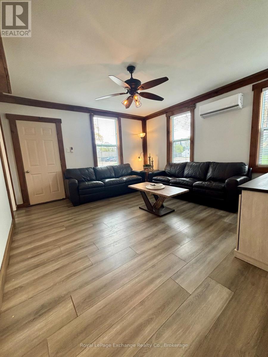 59 King Street, Kincardine, Ontario  N0G 2T0 - Photo 14 - X12138641