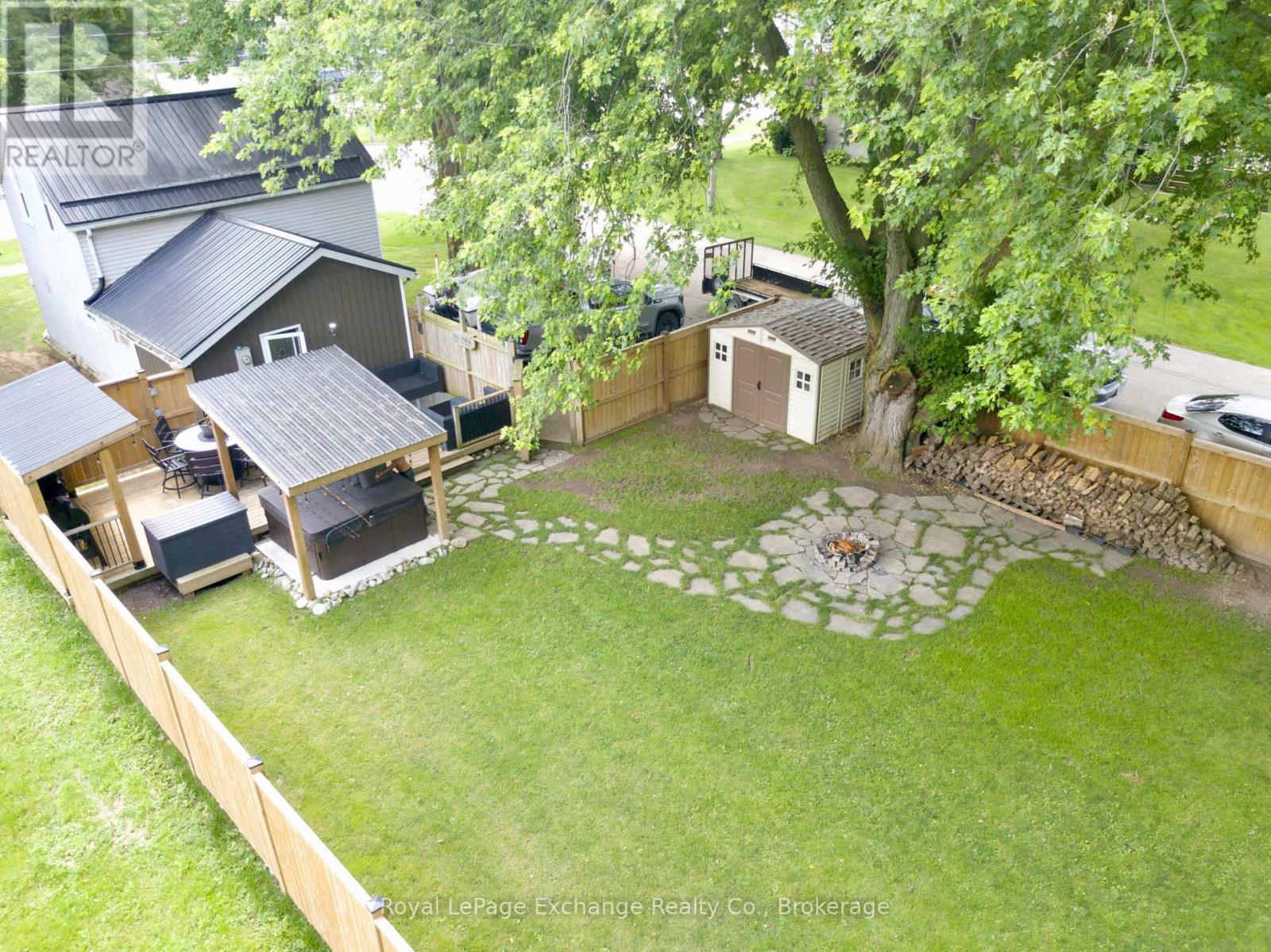 59 King Street, Kincardine, Ontario  N0G 2T0 - Photo 2 - X12138641