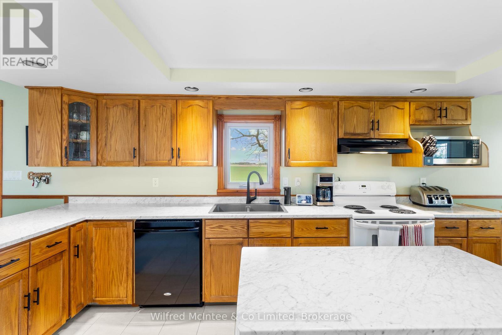 1354 Bruce Road 17 Road, Arran-Elderslie, Ontario  N0H 2C6 - Photo 15 - X12138755