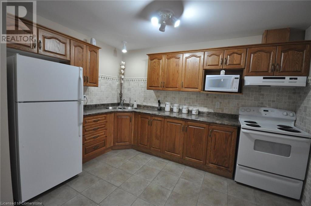 294 Briarmeadow Drive, Kitchener, Ontario  N2A 4L1 - Photo 9 - 40726013