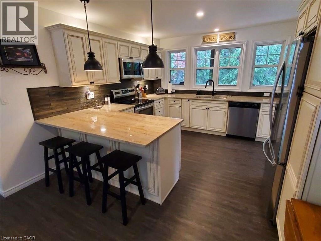 22 Sunrise Bay Road, Elliot Lake, Ontario  P5A 2S9 - Photo 4 - 40727163