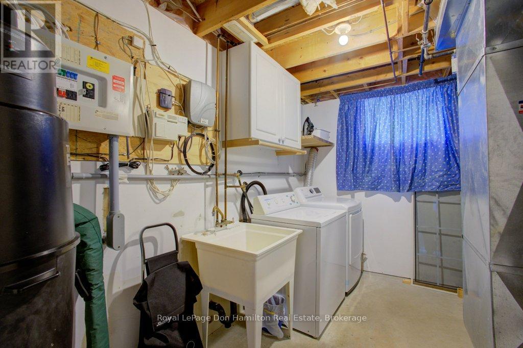 725 Kincaid Street, North Perth, Ontario  N4W 3T5 - Photo 16 - X12139326