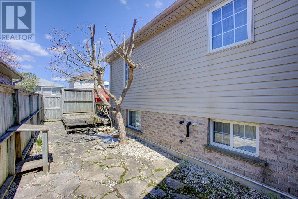 725 Kincaid Street, North Perth, Ontario  N4W 3T5 - Photo 17 - X12139326