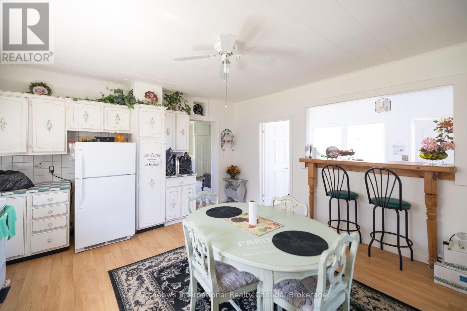 1614 Horseshoe Valley Road E, Oro-Medonte, Ontario  L0K 1E0 - Photo 34 - S12139584