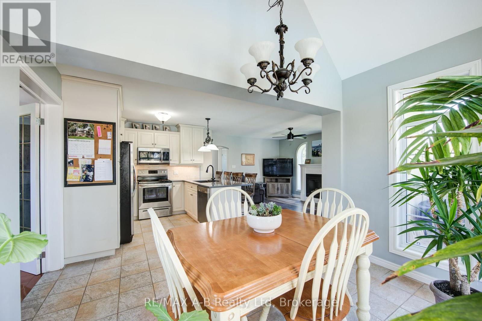 101 Rudy Avenue, East Zorra-Tavistock, Ontario  N0B 2R0 - Photo 9 - X12139631