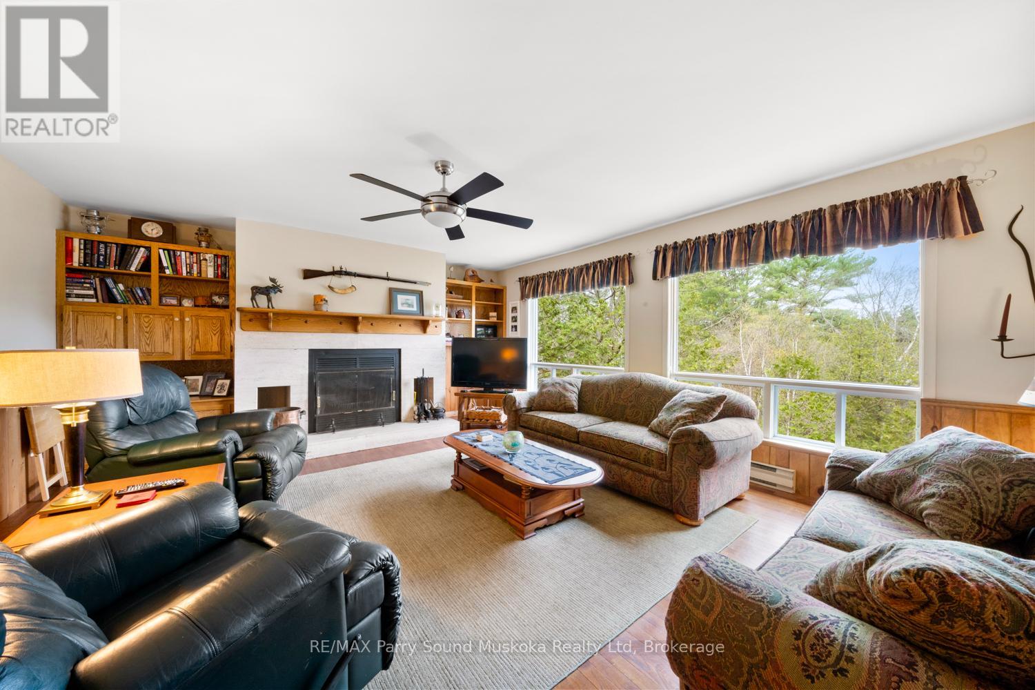 17 Tapatoo Trail, Seguin, Ontario  P2A 2W8 - Photo 27 - X12140157