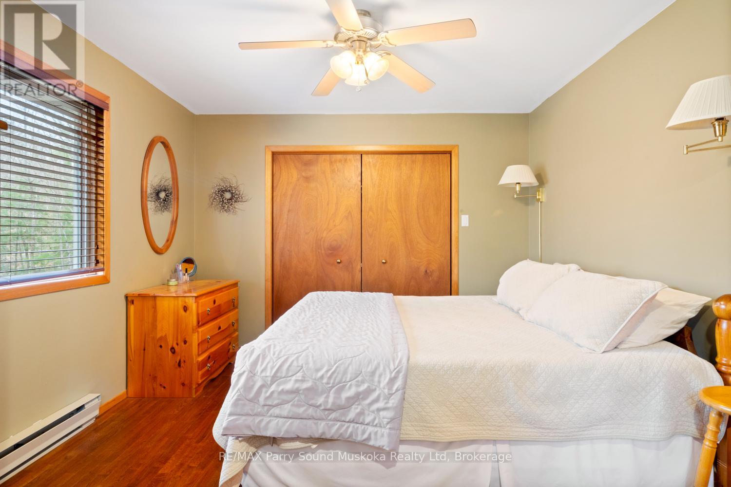 17 Tapatoo Trail, Seguin, Ontario  P2A 2W8 - Photo 32 - X12140157
