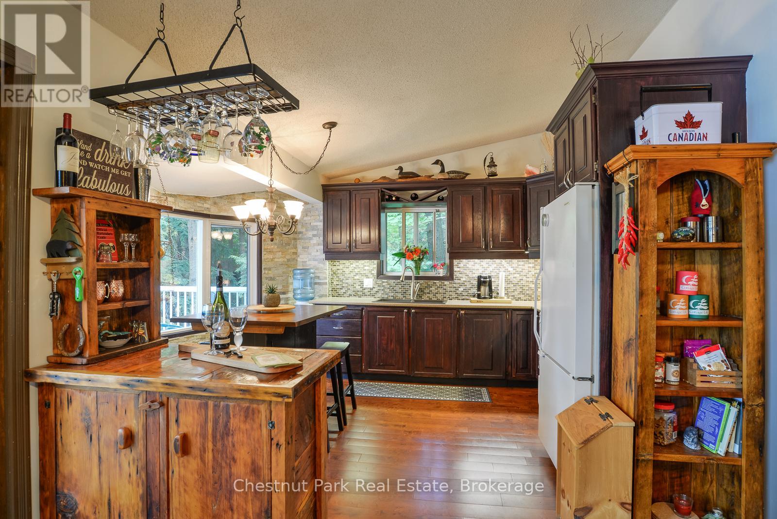 4 Island 21 Kl, Gravenhurst, Ontario  P0E 1G0 - Photo 20 - X12140518