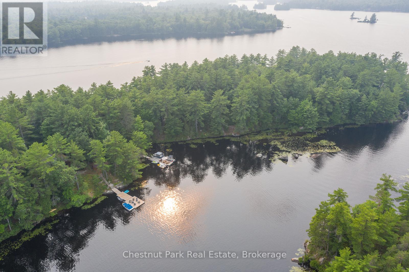 4 Island 21 Kl, Gravenhurst, Ontario  P0E 1G0 - Photo 40 - X12140518