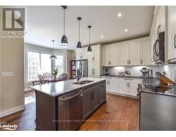 961 MUSKOKA BEACH ROAD, Gravenhurst, Ontario