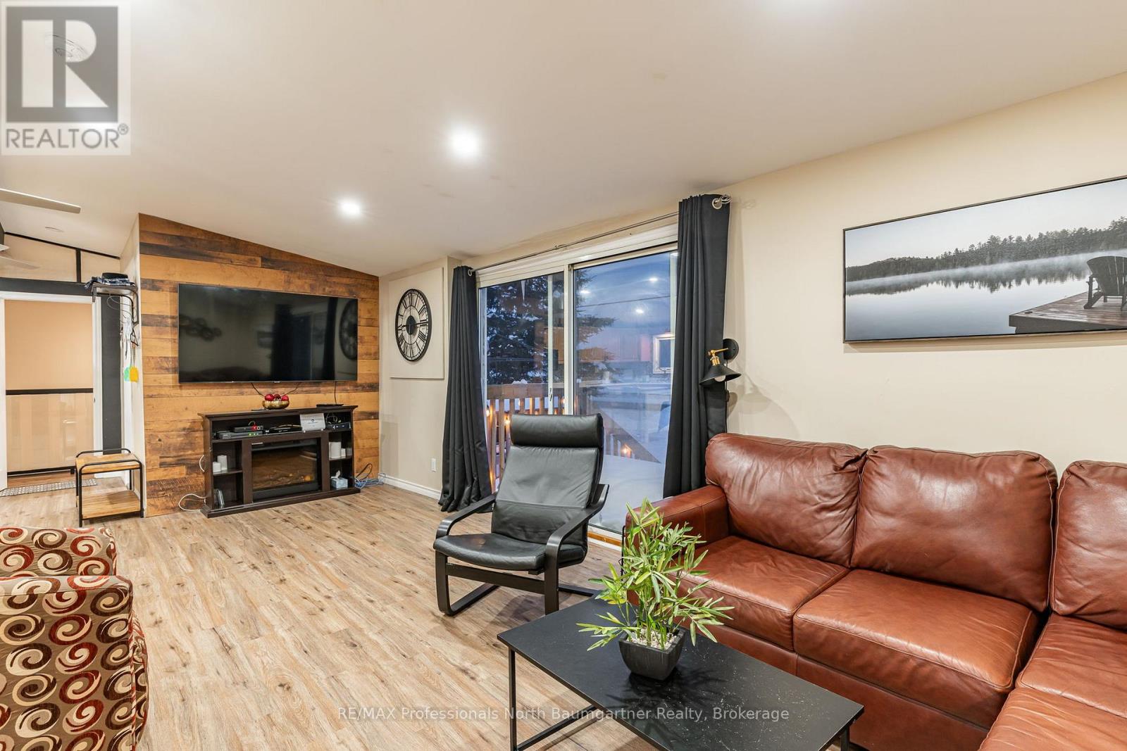 18830 Hwy 35, Algonquin Highlands, Ontario  K0M 1J2 - Photo 7 - X12140930