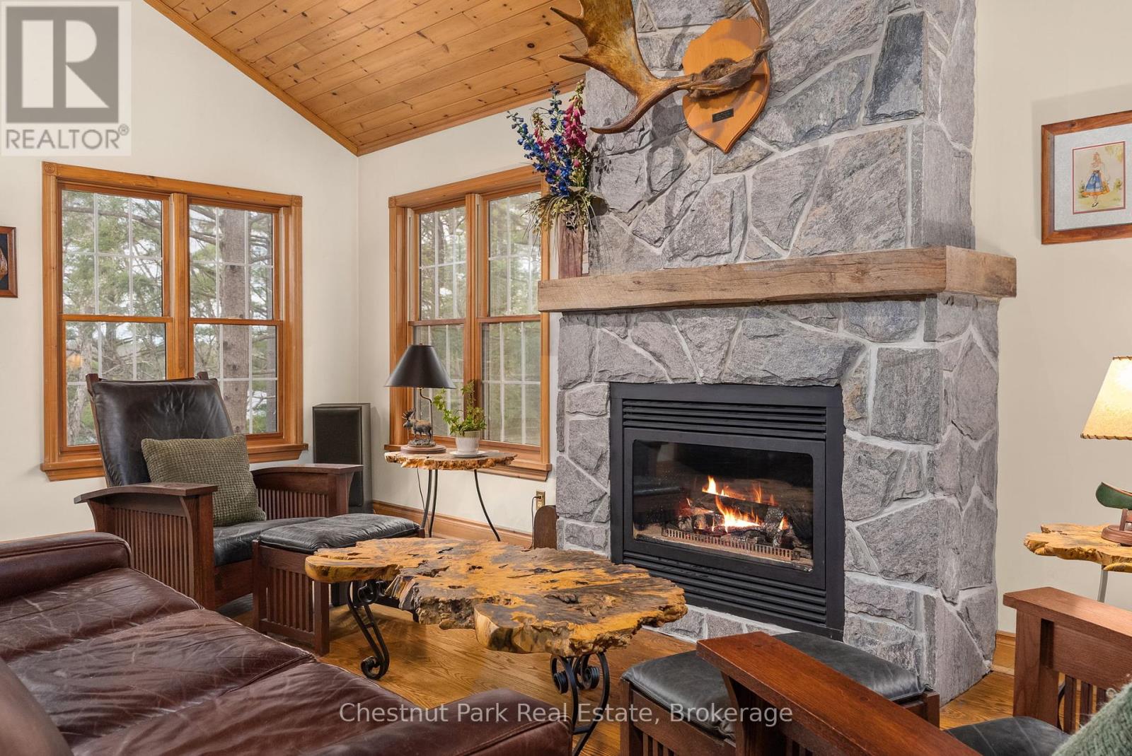1143 Leonard Lake 1 Road, Muskoka Lakes, Ontario  P1L 2G7 - Photo 13 - X12141007
