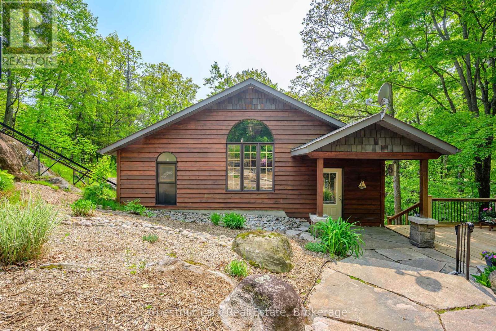 1143 Leonard Lake 1 Road, Muskoka Lakes, Ontario  P1L 2G7 - Photo 2 - X12141007