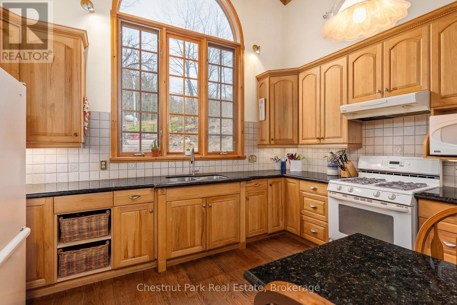 1143 Leonard Lake 1 Road, Muskoka Lakes, Ontario  P1L 2G7 - Photo 30 - X12141007