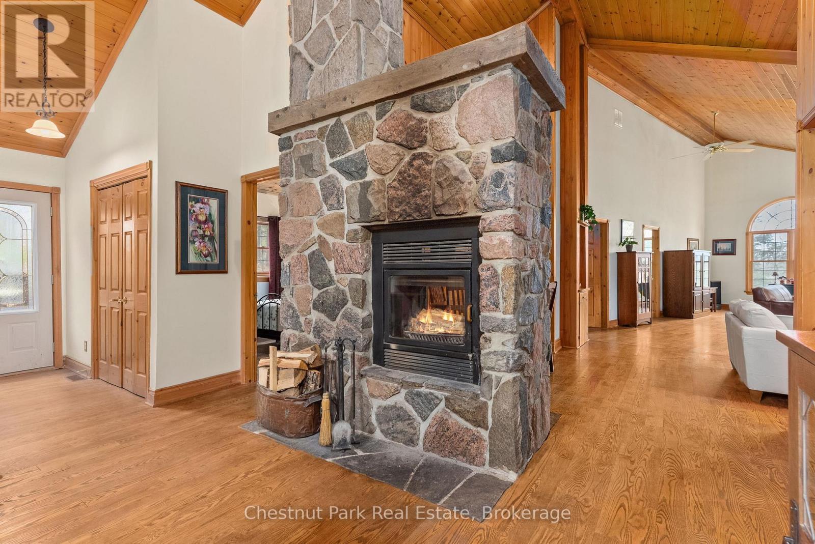 1143 Leonard Lake 1 Road, Muskoka Lakes, Ontario  P1L 2G7 - Photo 33 - X12141007