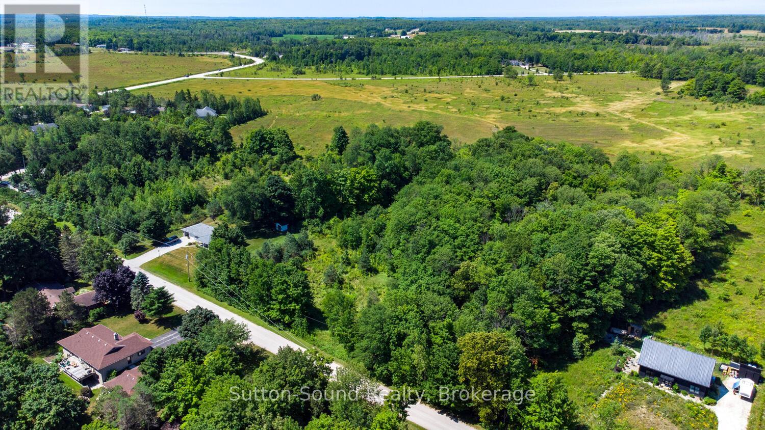 31 Everett Road, South Bruce Peninsula, Ontario  N0H 2T0 - Photo 18 - X12141235