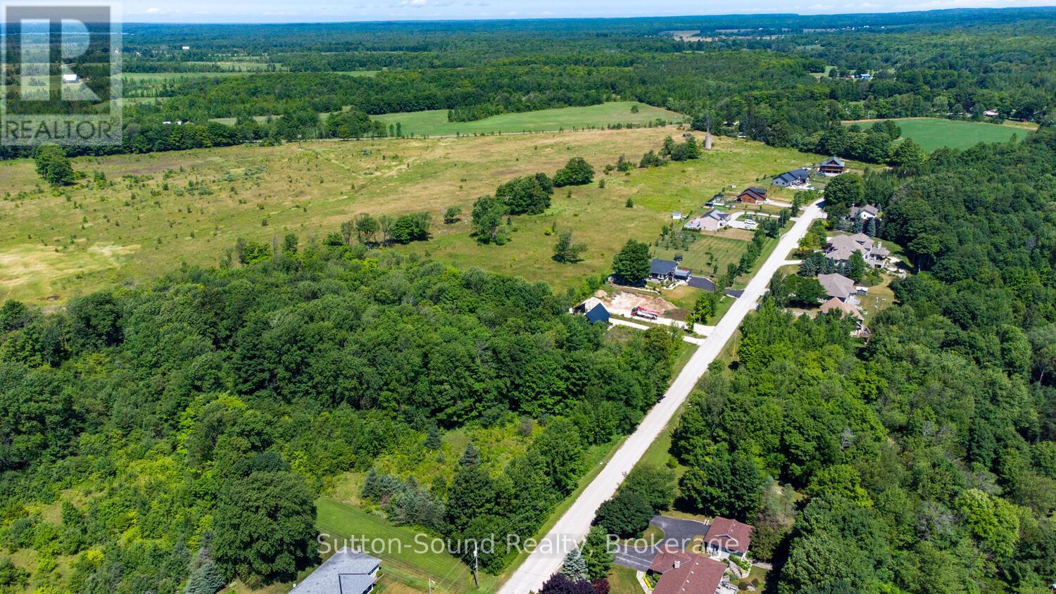 31 Everett Road, South Bruce Peninsula, Ontario  N0H 2T0 - Photo 21 - X12141235