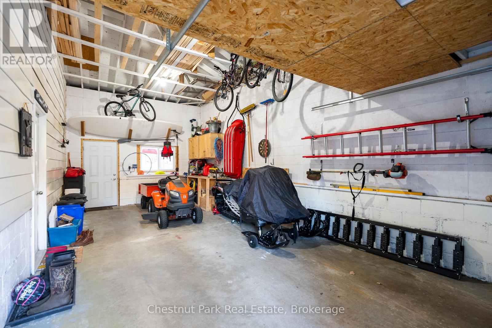 104 Bridgedale Road, Huntsville, Ontario  P0B 1L0 - Photo 15 - X12142771