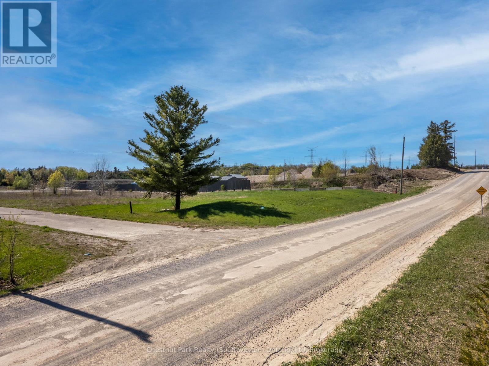 3996 Concession 7 Road, Puslinch, Ontario  N0B 2J0 - Photo 7 - X12143246