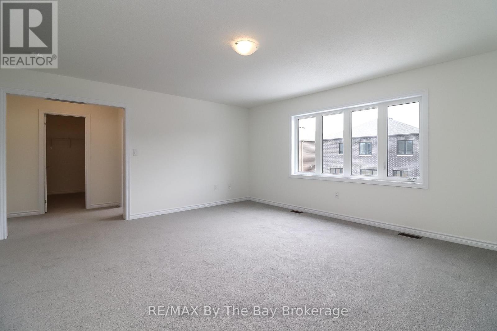 151 Rosanne Circle, Wasaga Beach, Ontario  L9Z 0N1 - Photo 32 - S12143616