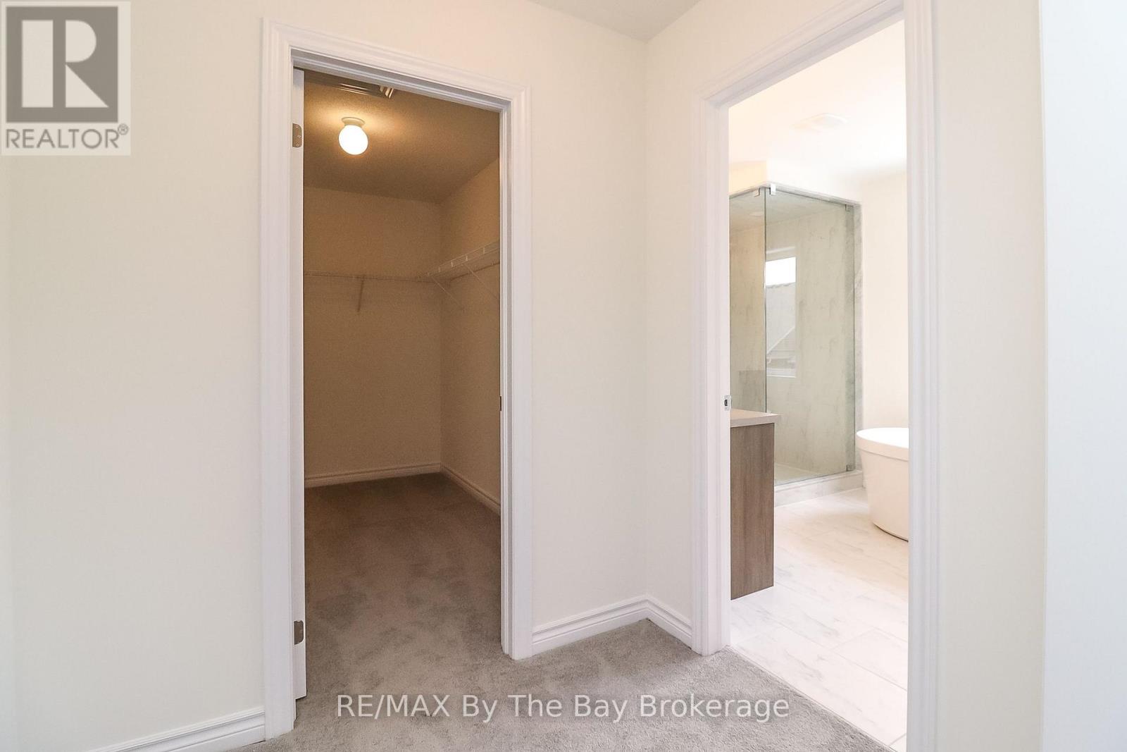 151 Rosanne Circle, Wasaga Beach, Ontario  L9Z 0N1 - Photo 35 - S12143616