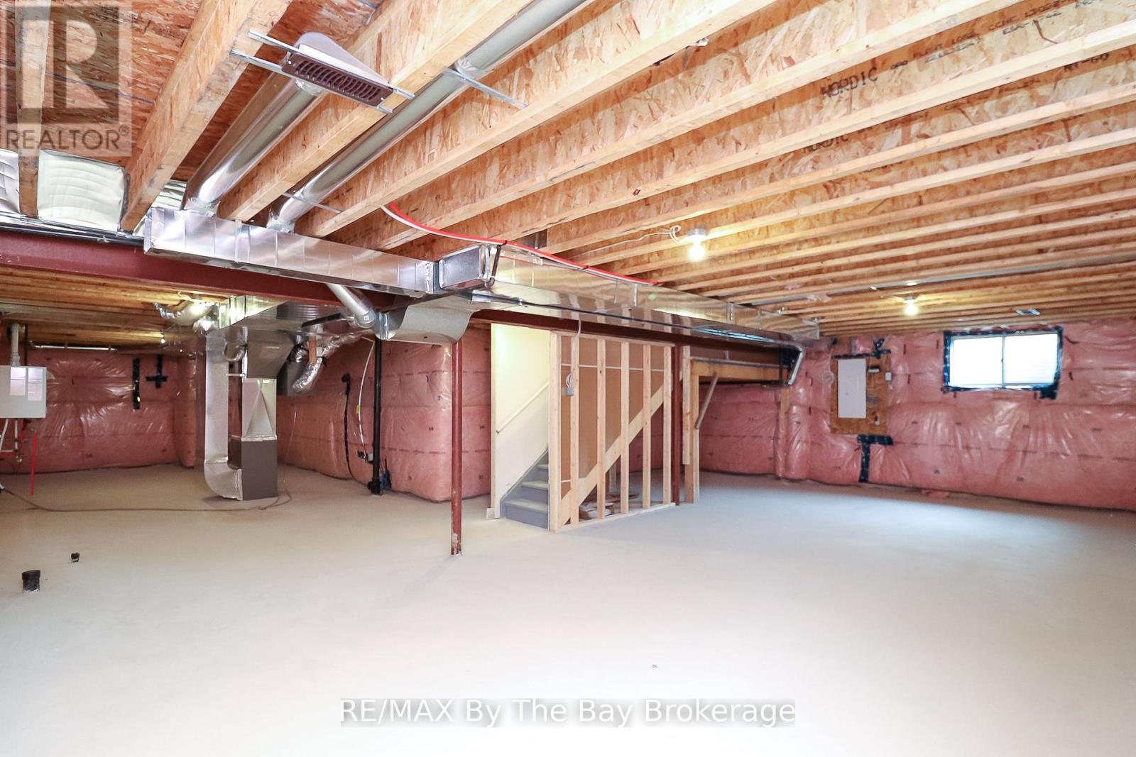 151 Rosanne Circle, Wasaga Beach, Ontario  L9Z 0N1 - Photo 48 - S12143616