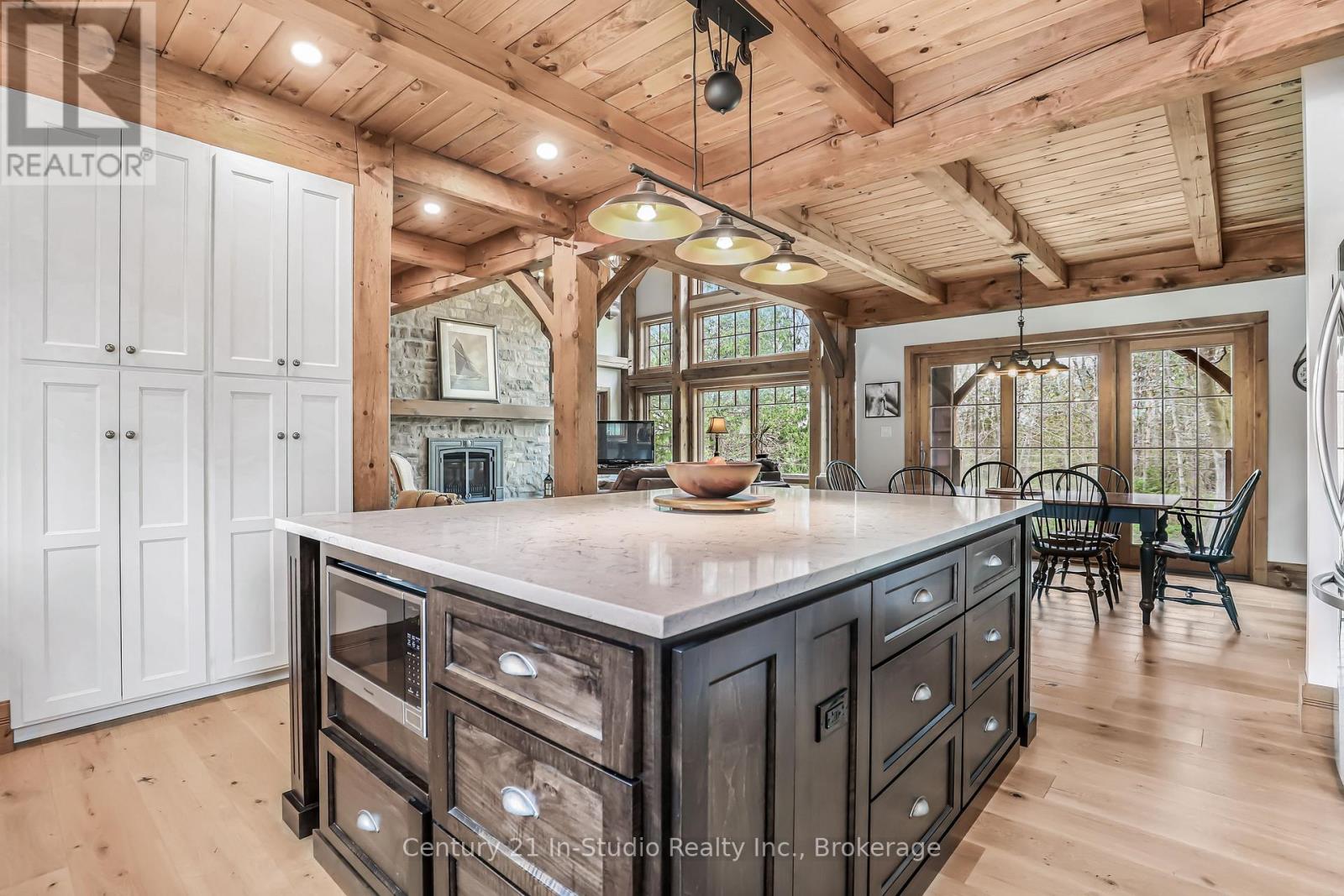 166 Clarendon Street, Saugeen Shores, Ontario  N0H 2L0 - Photo 20 - X12143608