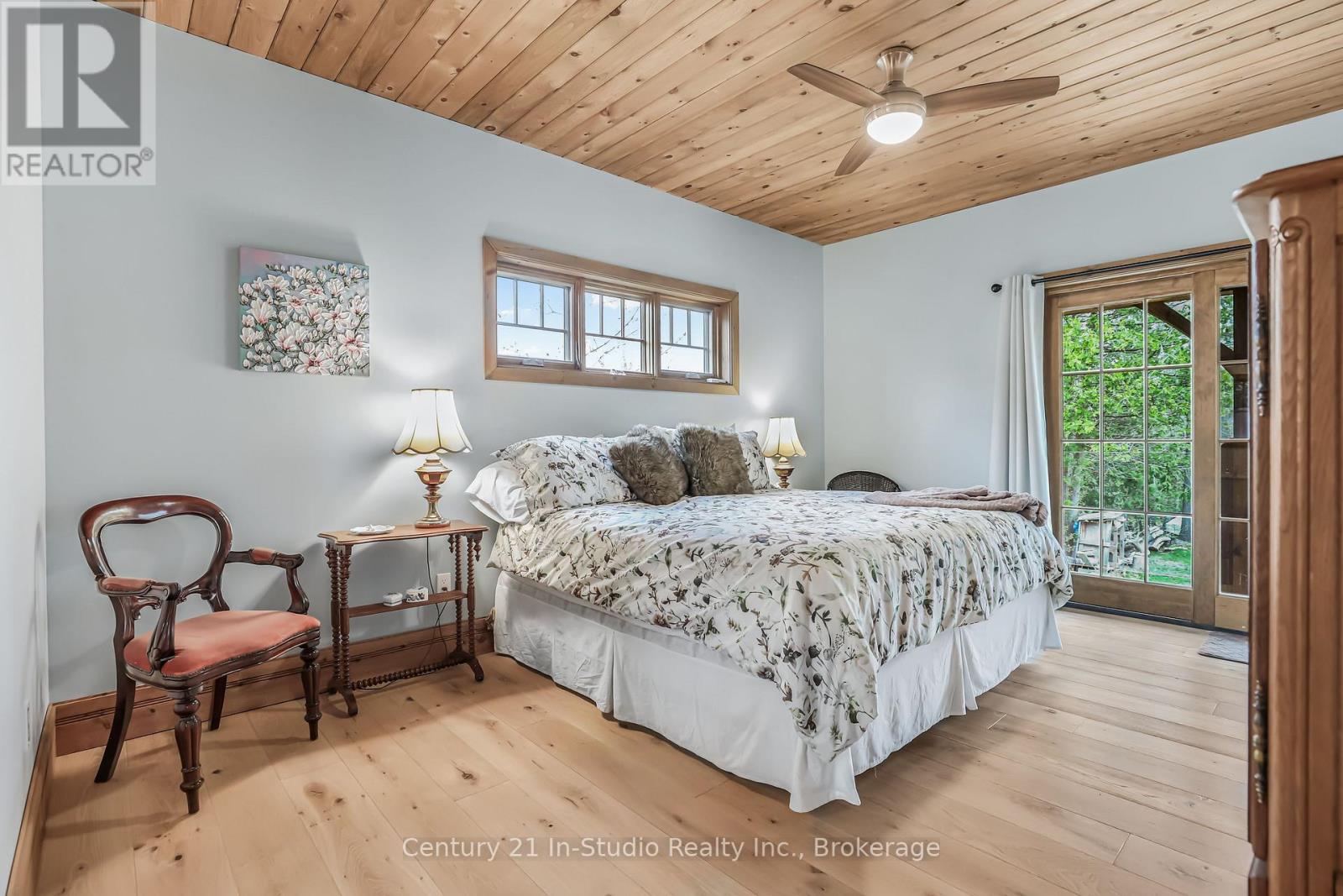 166 Clarendon Street, Saugeen Shores, Ontario  N0H 2L0 - Photo 27 - X12143608